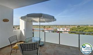 Apartament a Carrer port joan 12. En venta – ático con doble terraza, 3 dormitorios y vistas despe