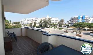 Apartament a Carrer port joan 27. Apartamento de 3 dormitorios a solo 1200 m de la playa de santa
