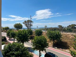 Studio à Carrer muga-a 12. Estudio excepcional en venta en empuriabrava: vistas al río y a