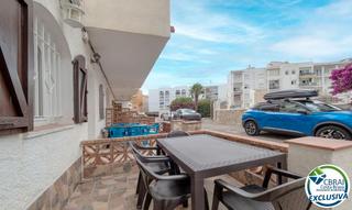 Pis  Carrer poblat típic-gregal 3. Apartamento de dos dormitorios, aparcamiento privado y licencia