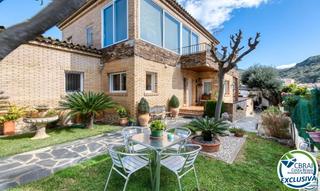 Chalet à Carrer roma 20. Encantadora casa independiente con piscina en mas oliva, roses