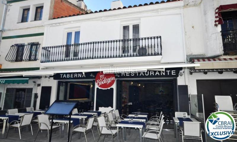 Foto e7f7aecb-2598-47b5-a593-87d34bc8c78c. Local comercial a carrer joan badosa 24 bajos 24 a Roses