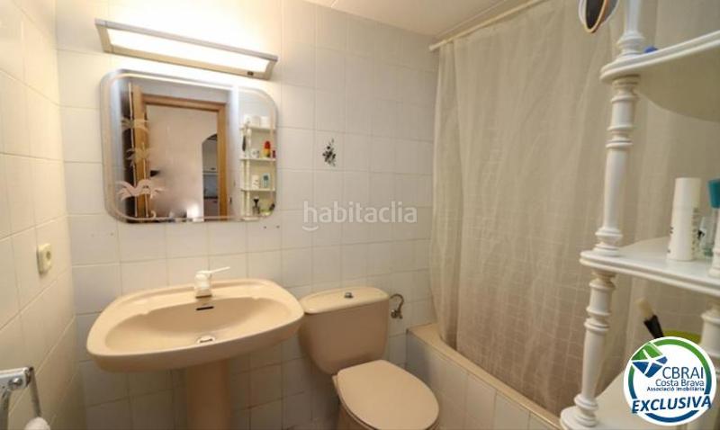 Foto 4ee0dc86-0c2a-4cfc-a44f-70a629660acc. Apartamento en carrer p tipic/fages de climent ndup-s 3 0l 0 apartamento en venta girona en Empuriabrava