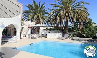 Casa en Cap Ras - Creus - Falconera. Casa en venta en empuriabrava girona