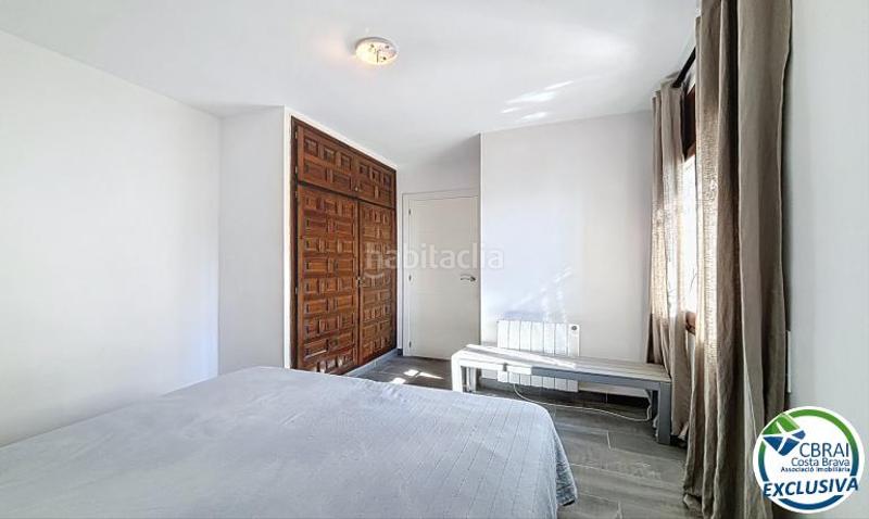 Foto 29bfb76e-2083-42f8-882a-485829890038. Apartamento en calle jeroni pau 26 1 26 apartamento en venta girona en Roses