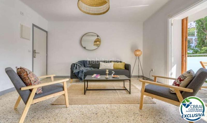 Foto adc4324b-351b-4a2a-8b4b-b7705725a501. Apartamento en carrer carretera canyelles 77 77 apartamento en venta girona en Roses
