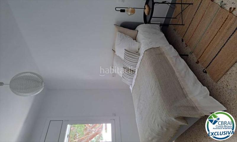 Foto fd338094-ab60-45e6-b885-d1a098b46840. Apartamento en carrer carretera canyelles 77 77 apartamento en venta girona en Roses