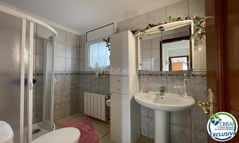 Foto 6be7324b-74fc-4e47-bf8d-e389cd9af398. Casa en carrer alacant 38 38 casa en venta girona en Roses