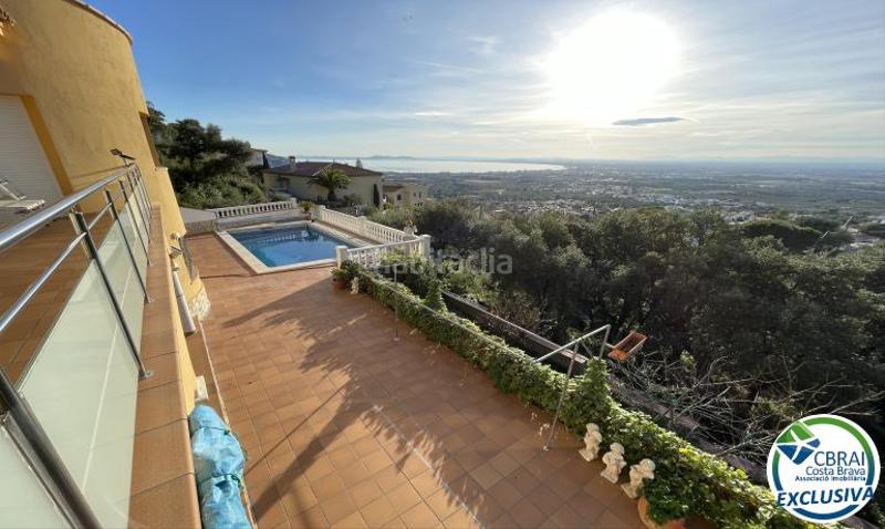 Foto 8d7d6ab7-f940-40d4-ad71-298a28d0bf3c. Casa en carrer alacant 38 38 casa en venta girona en Roses