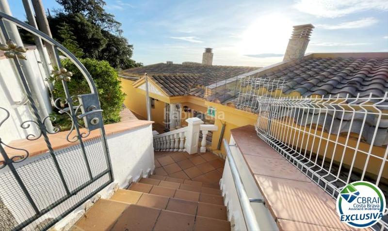Foto d5e5d112-c708-417d-88eb-953113e90104. Casa en carrer alacant 38 38 casa en venta girona en Roses