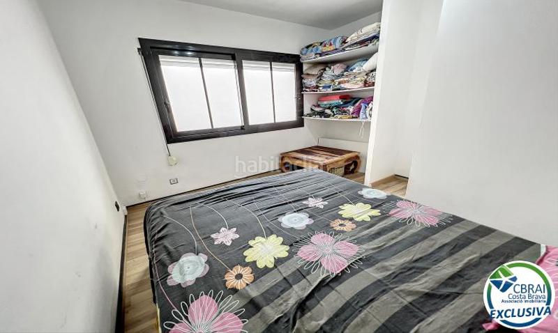 Foto 51acf49c-a5b7-4e2d-acc3-48db21bfd2ee. Apartamento en avenida de rhode 181 01 03 181 apartamento en venta girona en Roses