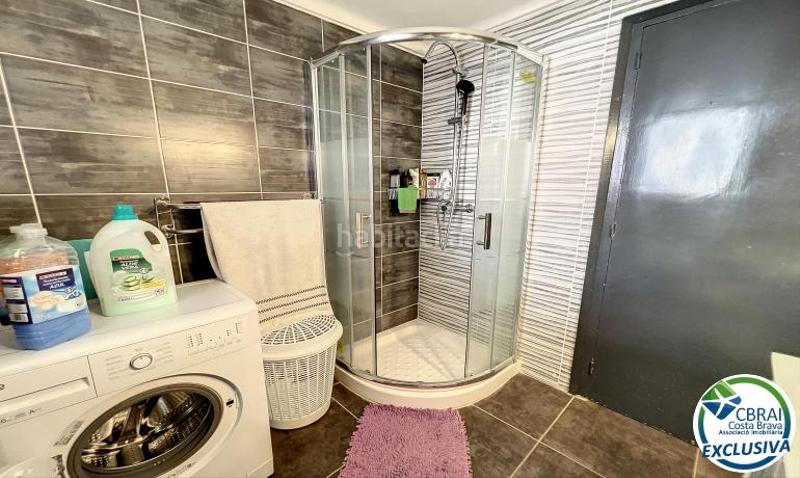 Foto bac2326d-aa98-4d8c-96fb-de6606280b34. Apartamento en avenida de rhode 181 01 03 181 apartamento en venta girona en Roses