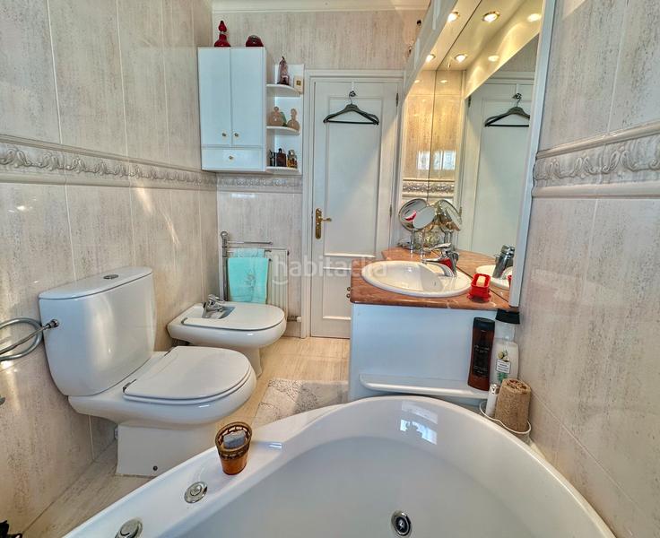 Foto 6073f765-fee5-4c2a-be19-e35c22373fe4. Casa en carrer de sant morí casa en venta girona en Empuriabrava
