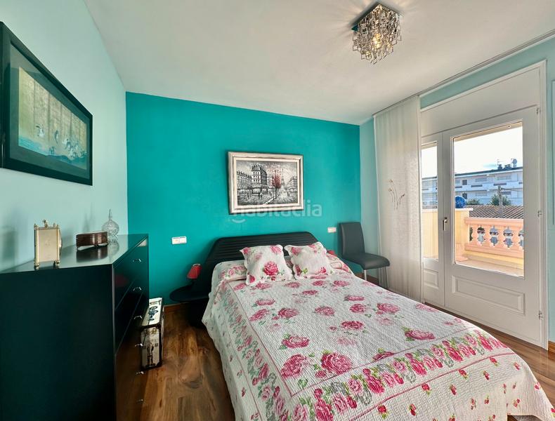 Foto 8510890d-c787-4e2a-8e57-53e83cfa5d9f. Casa en carrer de sant morí casa en venta girona en Empuriabrava