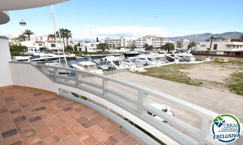 Foto 429bde45-b3f0-4b39-8f76-640f723ffada. Casa en carrer salins b 0 casa en venta girona en Empuriabrava