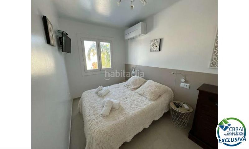 Foto 770dfb20-1ebc-48bd-8993-56d0357a26ae. Casa en carrer falconera 24 24 casa en venta girona en Empuriabrava