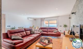 Maison à Carrer pujada puig rom 99 99. Casa en venta en roses girona