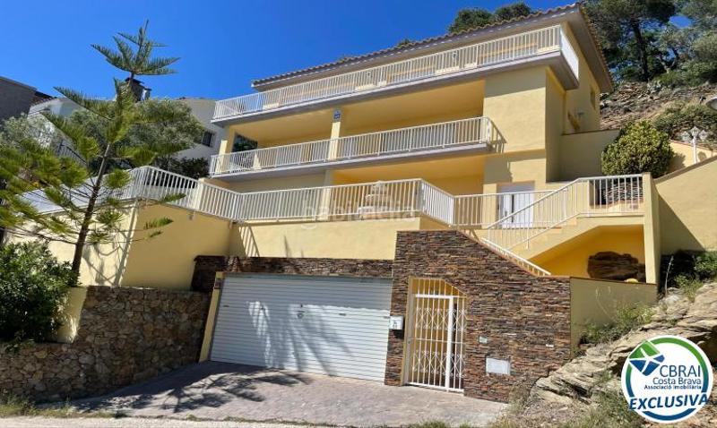 Foto 7c0a5b80-51e7-4063-88cf-ab4ca24574fe. Casa en calle miro 51 51 casa en venta girona en Roses