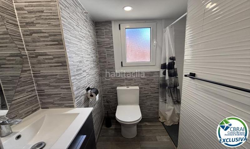 Foto a8fc4a5d-98ce-413e-95ff-73bbbf1d9722. Apartamento en avenida de la mare de dã©u de montserrat 38 2 0 38 apartamento en venta girona en Roses