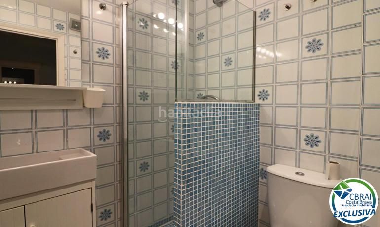 Foto 2d1a1b54-a0a0-45f8-8abf-2b3f0f3d969b. Casa en sector Sant Maurici 269 269 casa en venta girona en Empuriabrava