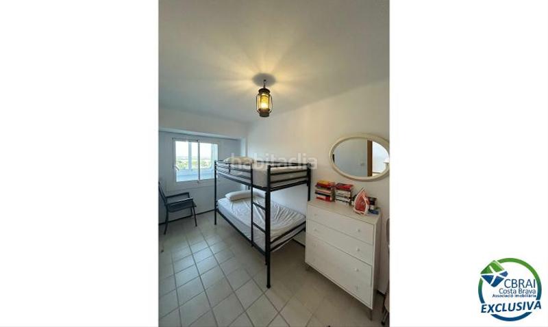 Foto e61bd998-e400-405c-b42f-717005f3790c. Apartamento en sector muga 2 8 82 2 apartamento en venta girona en Empuriabrava