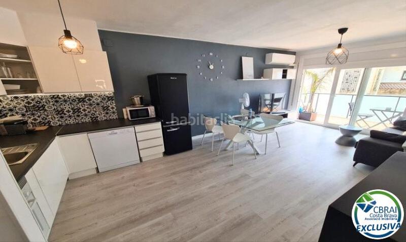Foto 176e68c5-052b-4d57-a9c4-0505a492f3d2. Apartamento en carrer san mori 6 2 6 apartamento en venta girona en Empuriabrava