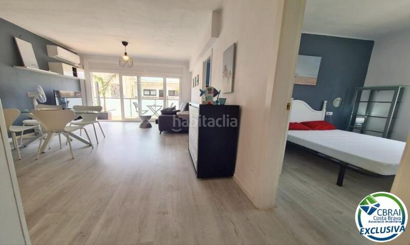 Foto 1faaccf0-fbc3-4c6c-8de9-59a66552454a. Apartamento en carrer san mori 6 2 6 apartamento en venta girona en Empuriabrava