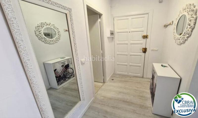Foto 3bf2a76e-1bbd-4756-a3ed-3a97bb135247. Apartamento en carrer san mori 6 2 6 apartamento en venta girona en Empuriabrava