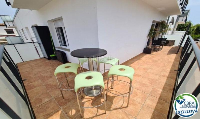 Foto 61abc238-80a7-422e-8d66-39e9e1f306ec. Apartamento en carrer san mori 6 2 6 apartamento en venta girona en Empuriabrava