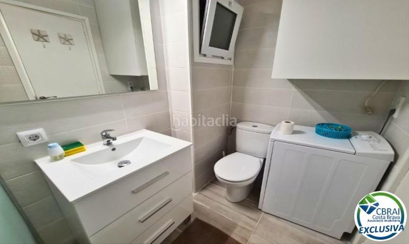 Foto f1dc1d9f-8b4e-42ff-b992-3bc783229ca3. Apartamento en carrer san mori 6 2 6 apartamento en venta girona en Empuriabrava