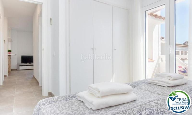 Foto e6cd18ab-3a2d-4048-aeb5-fe02b81cb0b7. Apartamento en calle badia 1 1 8 1 apartamento en venta girona en Empuriabrava
