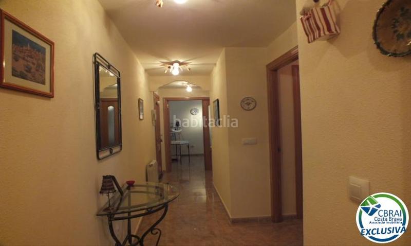 Foto 87878b22-cb97-4f2a-8d5d-6fde61b3ce7c. Apartamento en calle de jose espronceda 9 1 2 9 apartamento en venta girona en Roses