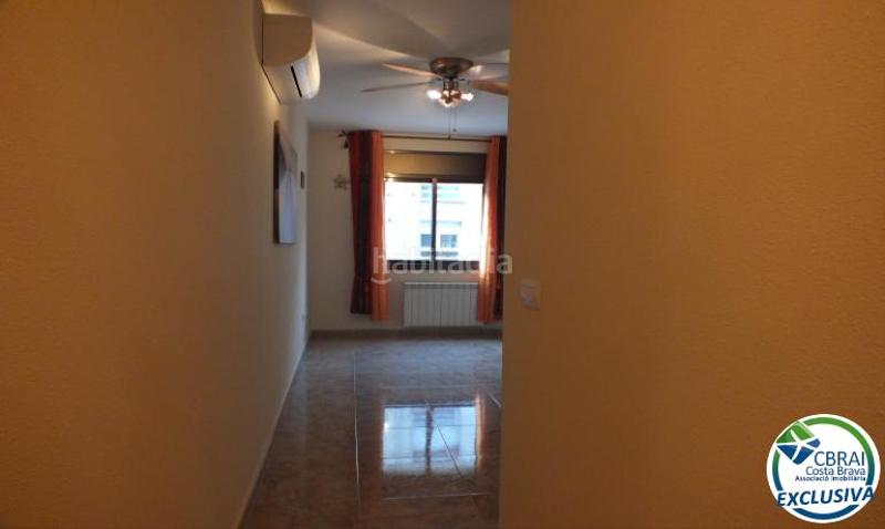 Foto cde806b9-32bd-4d9c-bf0c-02e69b367926. Apartamento en calle de jose espronceda 9 1 2 9 apartamento en venta girona en Roses