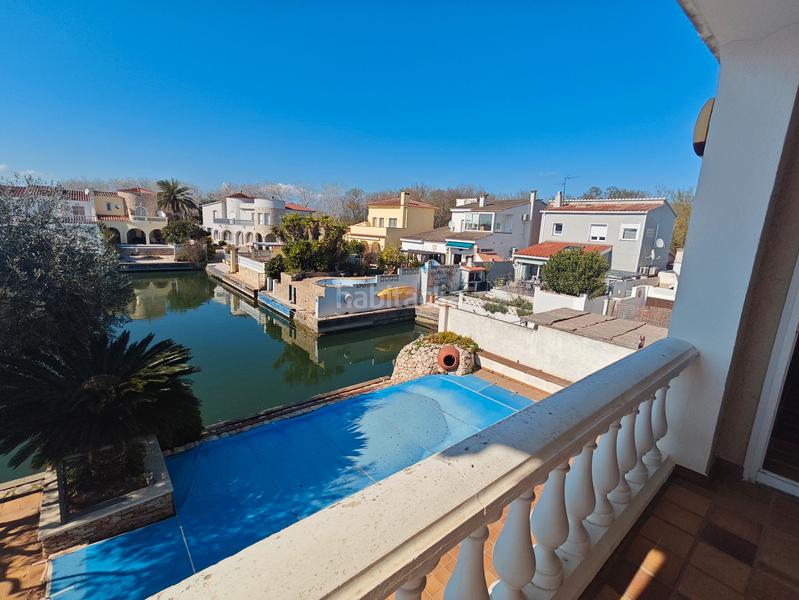 Foto 2e5b5c83-126a-4320-a761-3d139acc9eb6. Casa en carrer llobregat casa en venta girona en Empuriabrava