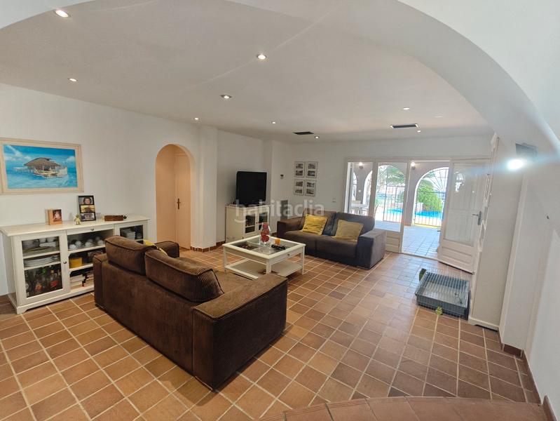 Foto 343a2564-18b8-48a7-9e7e-62a2c1978b63. Casa en carrer llobregat casa en venta girona en Empuriabrava