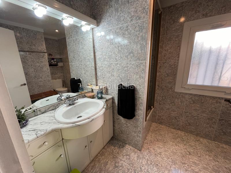 Foto 7af341ad-b375-4b2e-9741-42a9fbac5329. Casa en carrer llobregat casa en venta girona en Empuriabrava