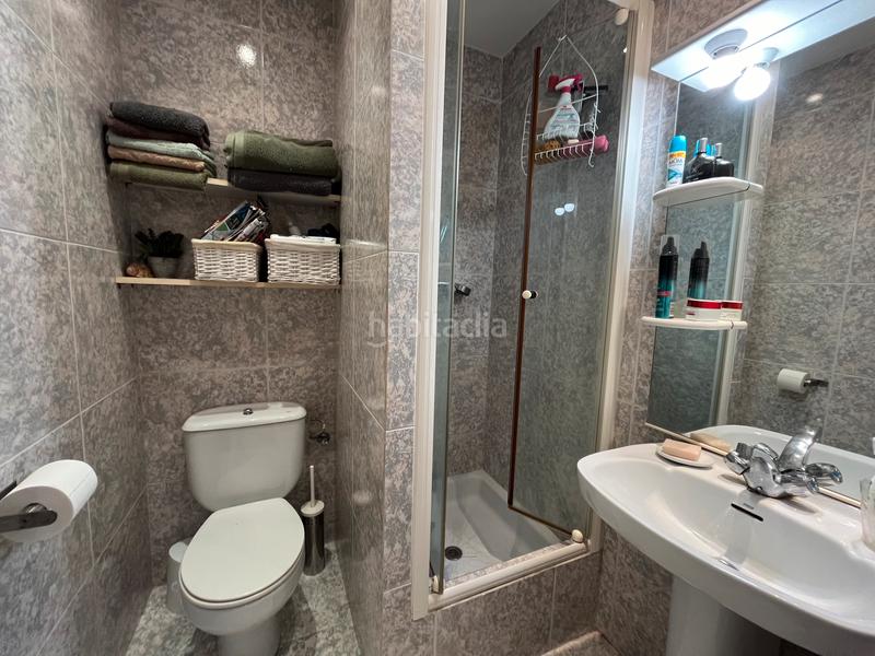 Foto 9b179afc-107f-40b0-a47b-8ac635c00401. Casa en carrer llobregat casa en venta girona en Empuriabrava