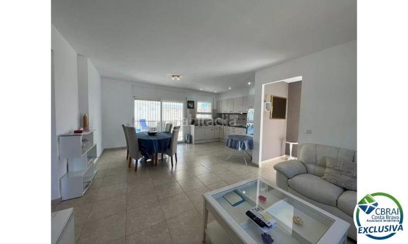Foto 54905618-68a5-4329-865d-2cf20979ecc8. Casa en sector montgri 310 310 casa en venta girona en Empuriabrava