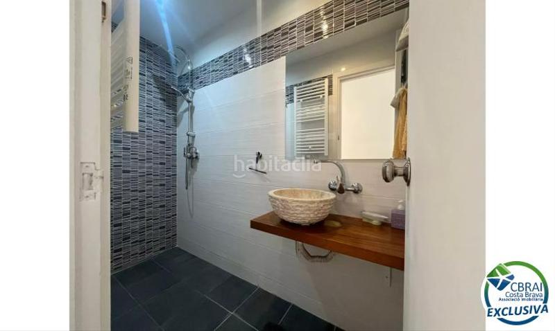 Foto 970a1873-dd33-4ac7-bf28-841fe2600b34. Casa en sector montgri 310 310 casa en venta girona en Empuriabrava
