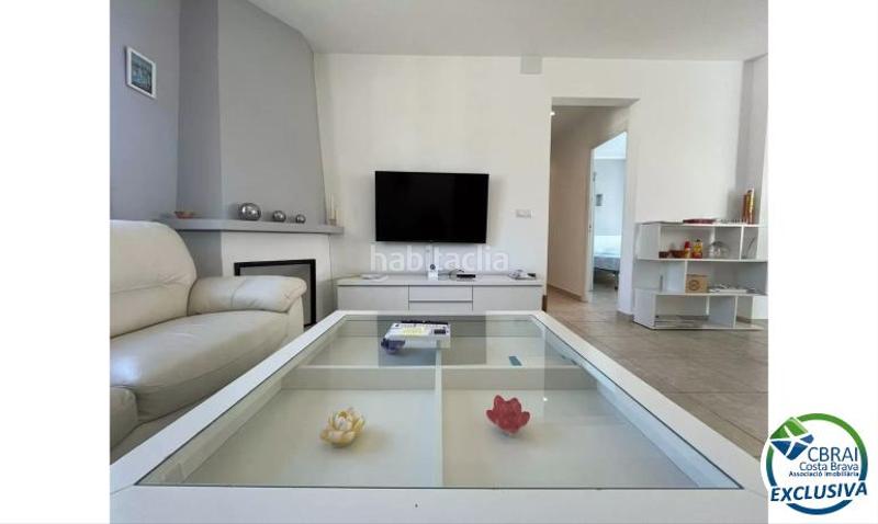 Foto 976a705d-10ac-4405-bef3-c46267b14328. Casa en sector montgri 310 310 casa en venta girona en Empuriabrava