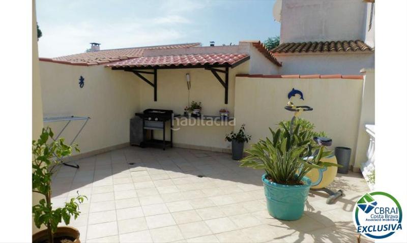 Foto 9c987d37-a9e6-42f2-a327-167254aa439c. Casa en sector montgri 310 310 casa en venta girona en Empuriabrava