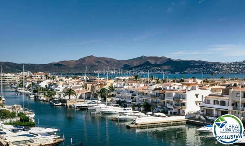 Foto 4a82172b-21f9-4ded-ae5d-6a10355deb17. Apartamento en calle delta muga 9 14 e 9 apartamento en venta girona en Empuriabrava