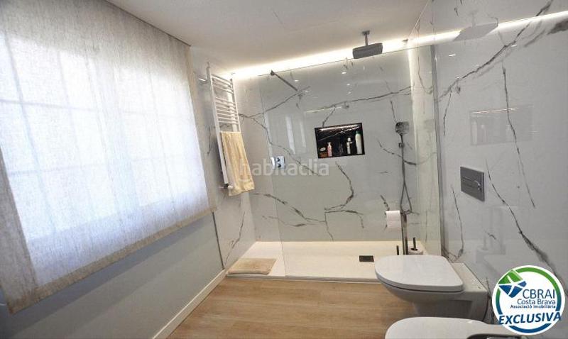 Foto ef61af37-aef6-4f7f-958d-891285f0067c. Casa en carrer puigmal 24 24 casa en venta girona en Roses