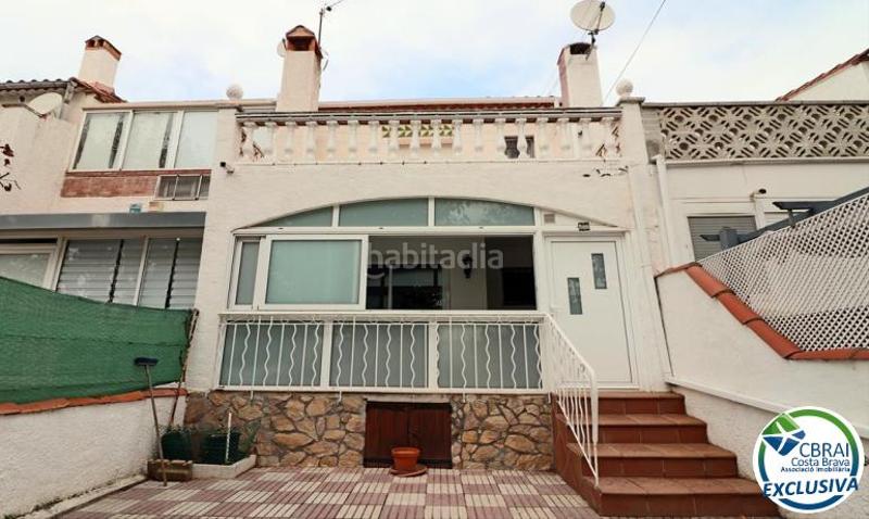Foto 514ba6e2-a500-46de-8d4f-e9cb0db50863. Casa en sector biblos 94 b 94 casa en venta girona en Empuriabrava