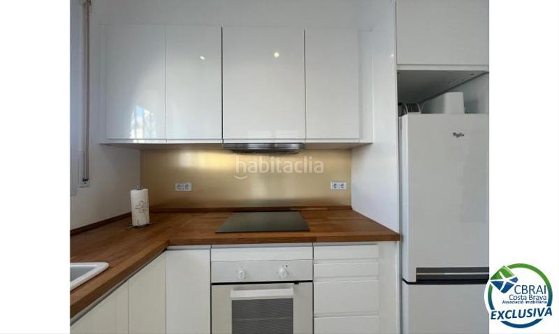 Foto 337d46e7-2ae0-4c65-abfd-403182de1853. Casa en sector falconera 35 35 casa en venta girona en Empuriabrava