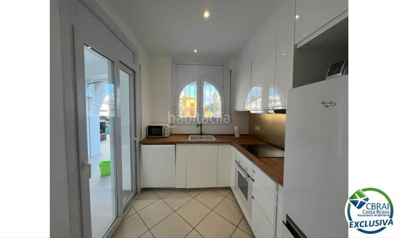 Foto 9f172492-fa51-4d6c-b24e-9ca195e01f8c. Casa en sector falconera 35 35 casa en venta girona en Empuriabrava