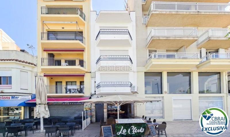 Foto a23108fe-f2d9-4ad1-b1e6-50c08f448151. Apartamento en avenida de rhode 129 1 1 129 apartamento en venta girona en Roses