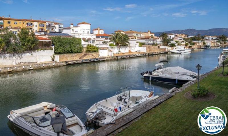 Foto 3bbbb8f7-851b-4da9-a655-d996d4541b79. Apartamento en calle freser 27 0 f 27 apartamento en venta girona en Empuriabrava