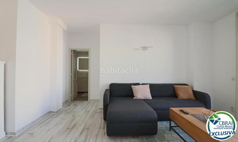 Foto 040d00e3-e103-48ce-a289-25a5a80cfc93. Apartamento en sector cavall de mar 56 3 d 56 apartamento en venta girona en Empuriabrava