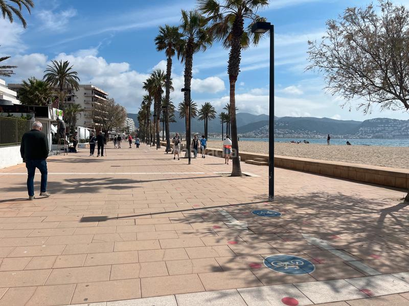 Foto 89c25fcb-c0ac-4e77-90d6-d9a4f67975b3. Estudio en avinguda de la platja 1 1 apartamento en venta girona en Roses